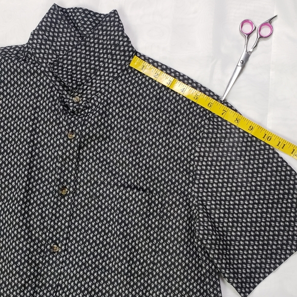 Men's Old Navy Button Up Everyday Shirt - Picture 9 of 12